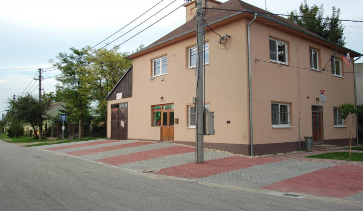 4. fotografia fotogalérie Aktivity / Rekonštrukcia okolia obecného úradu - foto